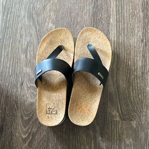 🥰🥰 REEF Cushion Sol Hi Sandals - Like New & SO Cute!!!!